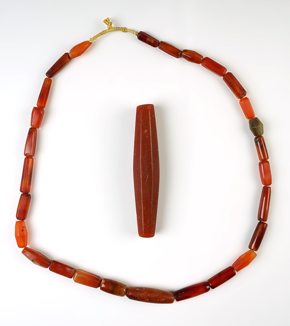 Main artifact image